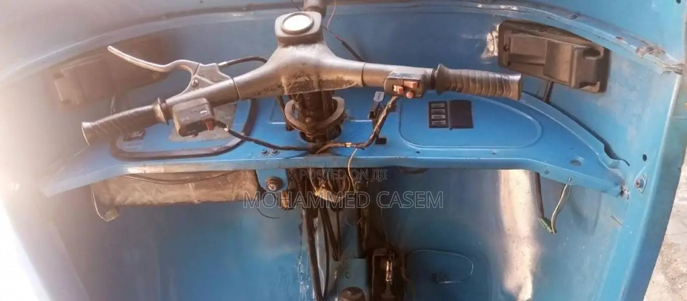 Bajaj RE 2003 Three Wheel (Used)