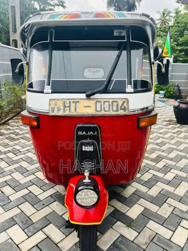 Bajaj RE 2 Stroke 2002 Three Wheel (Used)