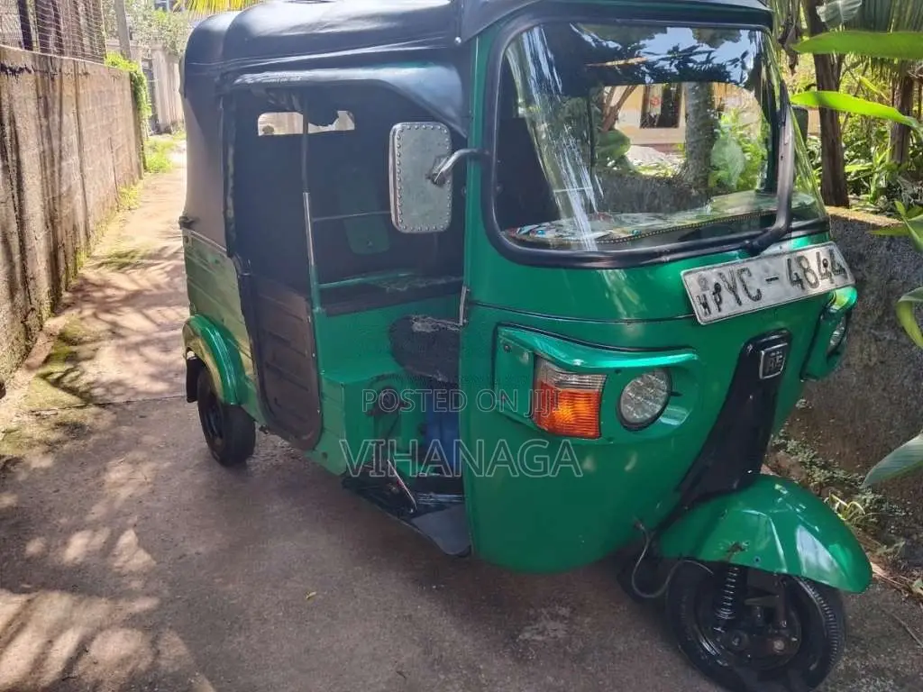 Bajaj RE 2010 Three Wheel (Used)