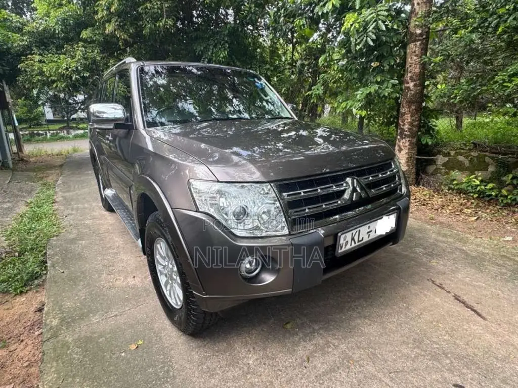 Mitsubishi Montero 2011 SUV (Used)