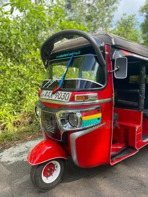Bajaj 4 Stroke 2015 Three Wheel (Used)