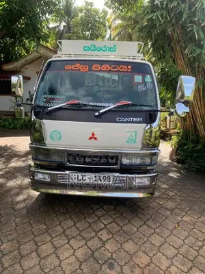 Mitsubishi Canter 2012 Lorry (Used)