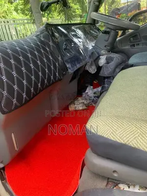 Mitsubishi Canter 2012 Lorry (Used)