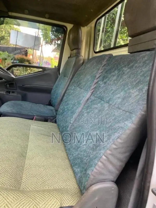 Mitsubishi Canter 2012 Lorry (Used)