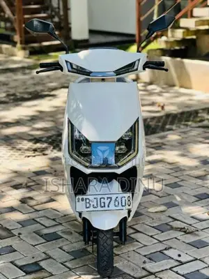 Yadea T5 2024 Motorbike (Used)