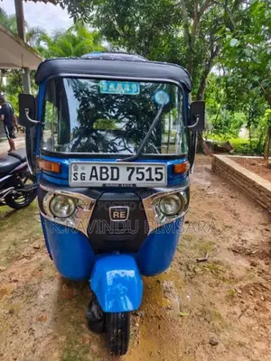 Bajaj RE 4 Stroke 2015 Three Wheel (Used)