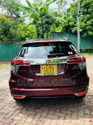 Honda VEZEL 2014 SUV (Used)