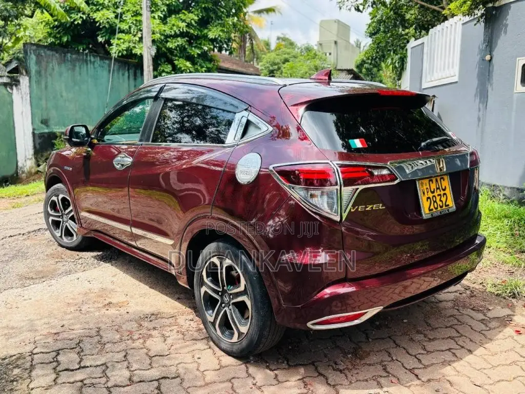 Honda VEZEL 2014 SUV (Used)
