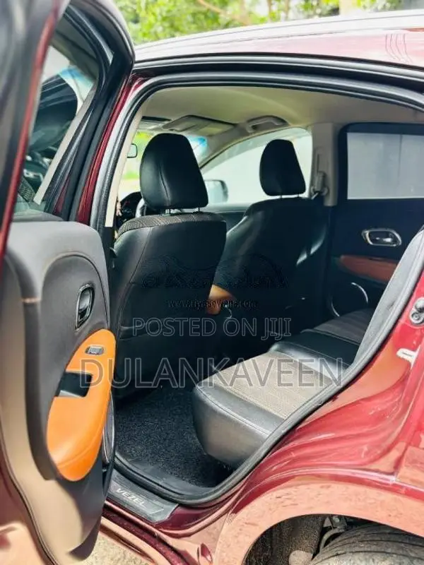 Honda VEZEL 2014 SUV (Used)