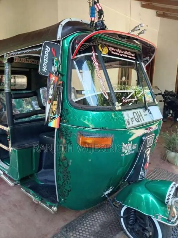 Bajaj 2 Stroke 2006 Three Wheel (Used)