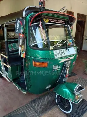 Bajaj 2 Stroke 2006 Three Wheel (Used)