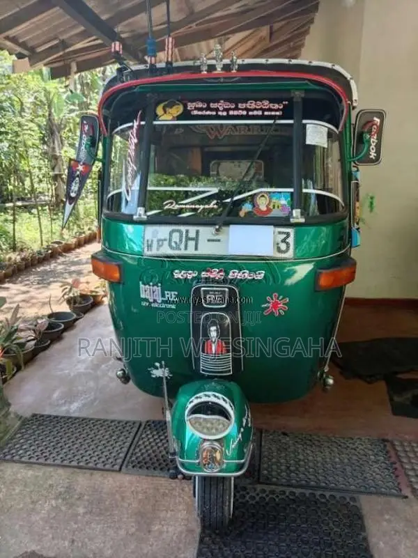 Bajaj 2 Stroke 2006 Three Wheel (Used)