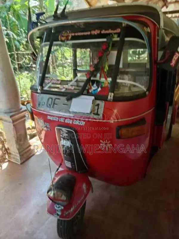 Bajaj 2 Stroke 2006 Three Wheel (Used)
