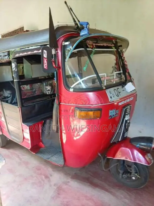 Bajaj 2 Stroke 2006 Three Wheel (Used)