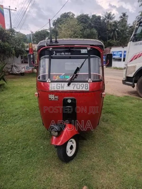 Bajaj 2 Stroke 2002 Three Wheel (Used)