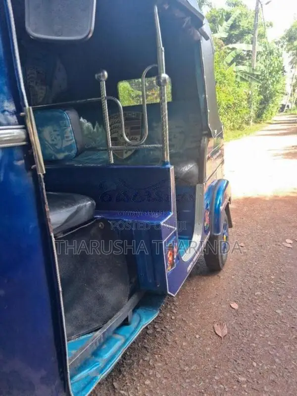 Bajaj RE 2007 Three Wheel (Used)