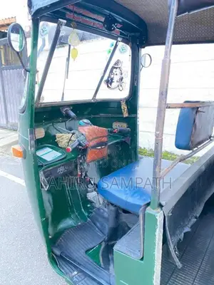 Bajaj RE 1999 Three Wheel (Used)