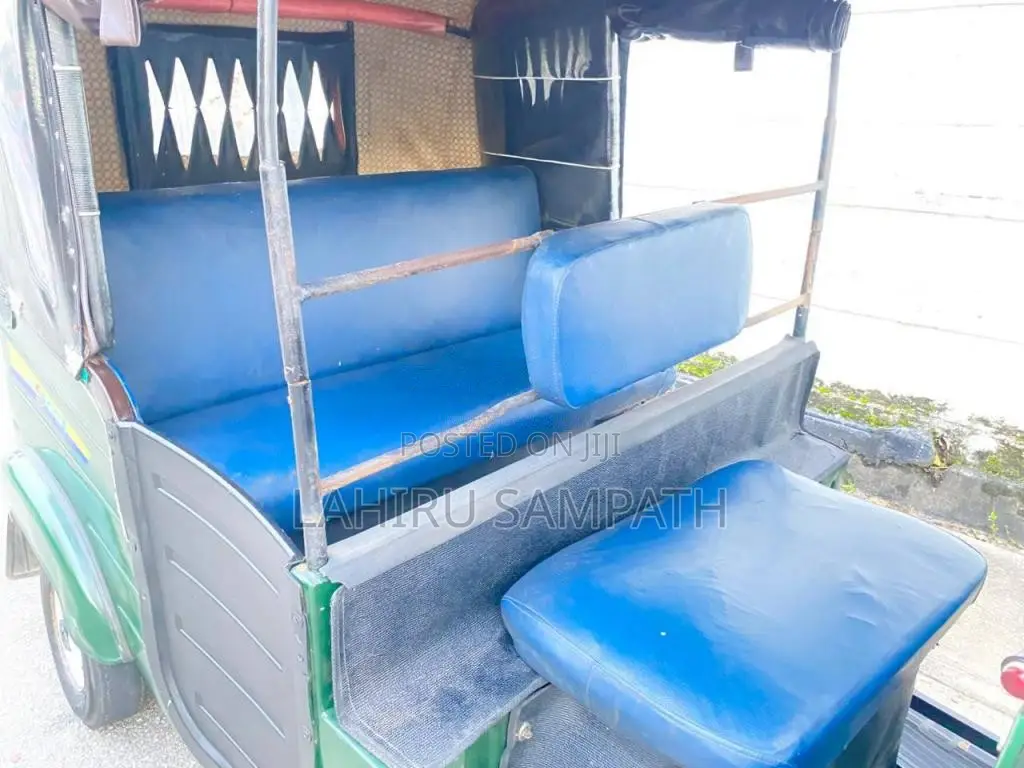 Bajaj RE 1999 Three Wheel (Used)