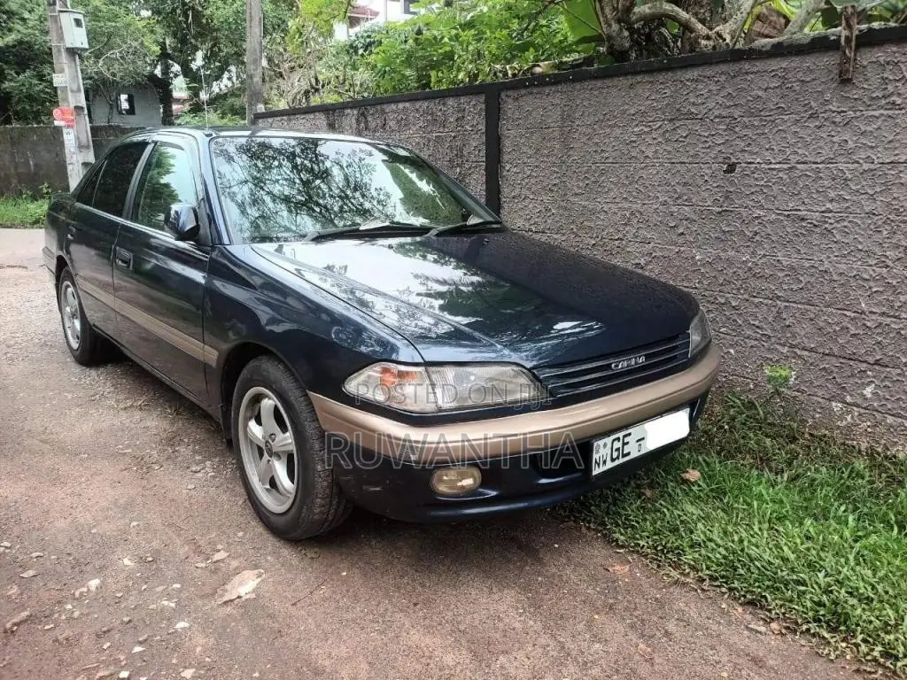 Toyota Carina 1998 Car (Used)
