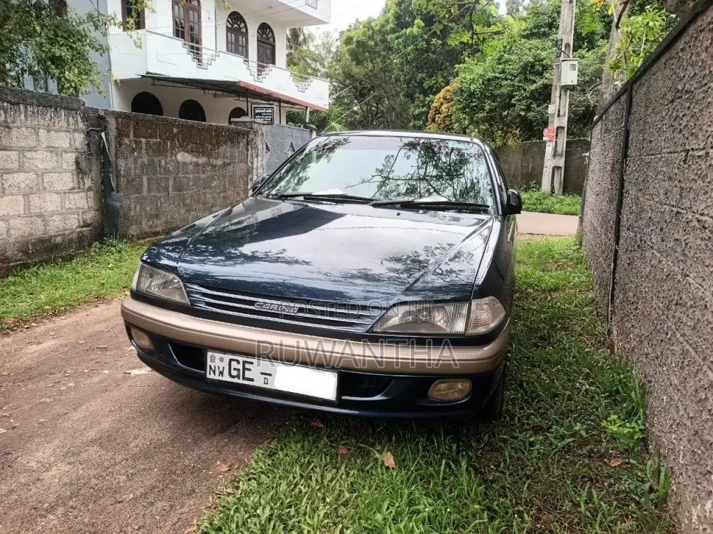 Toyota Carina 1998 Car (Used)