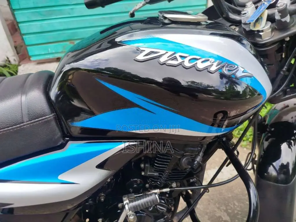 Bajaj Discover 2025 Motorbike (Used)