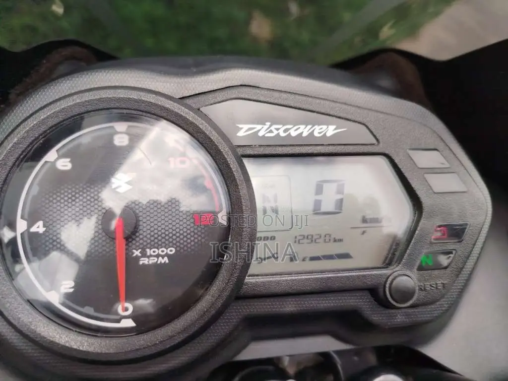 Bajaj Discover 2025 Motorbike (Used)