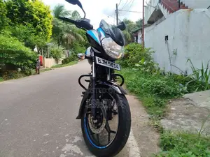 Bajaj Discover 2025 Motorbike (Used)