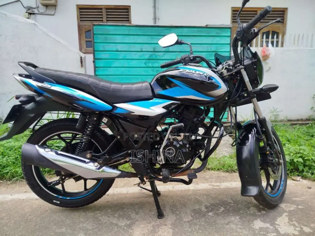 Bajaj Discover 2025 Motorbike (Used)