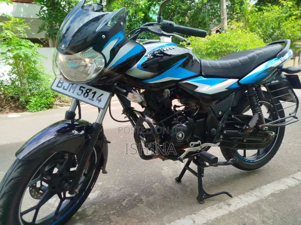 Bajaj Discover 2025 Motorbike (Used)