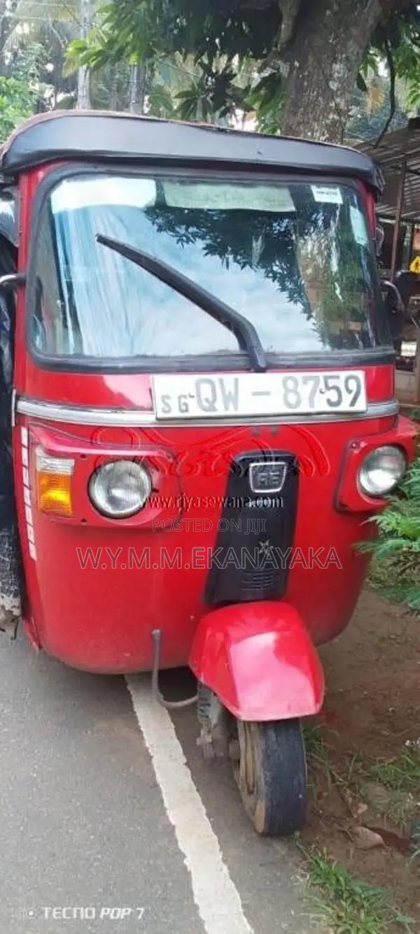Bajaj 4 Stroke 2010 Three Wheel (Used)