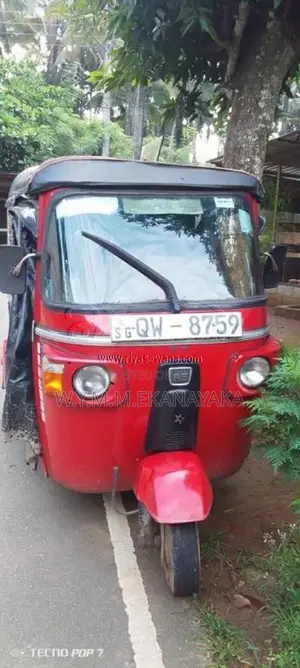 Bajaj 4 Stroke 2010 Three Wheel (Used)