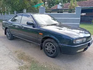 Nissan Presea 1995 Car (Used)