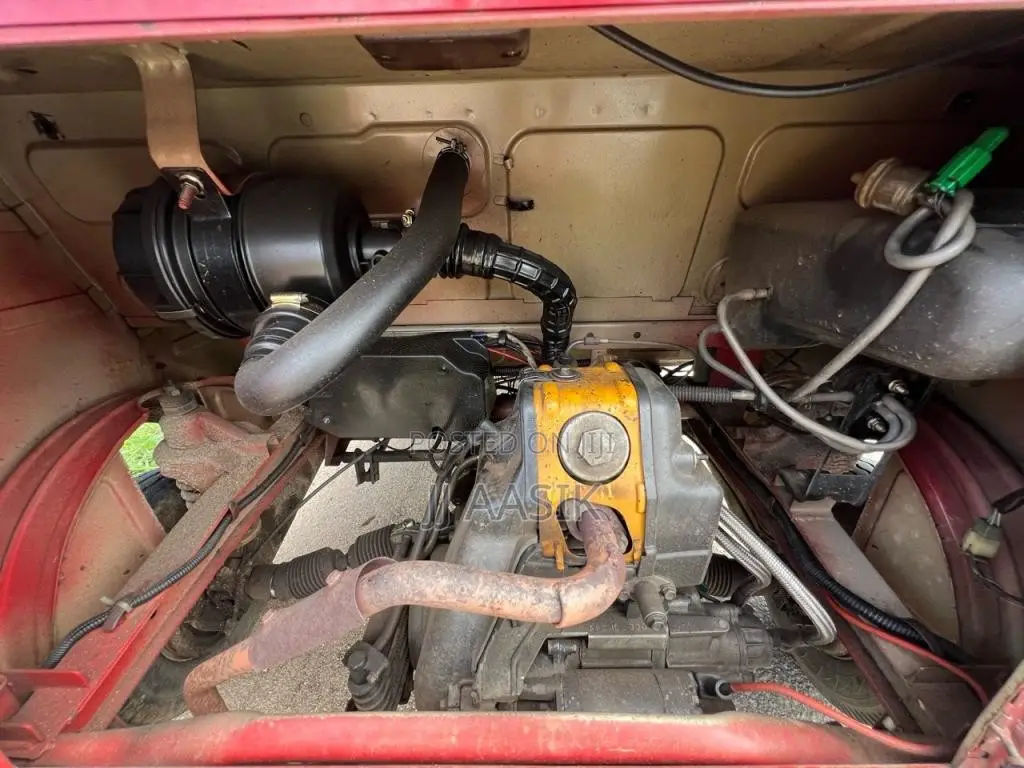 Bajaj RE 205 2013 Three Wheel (Used)