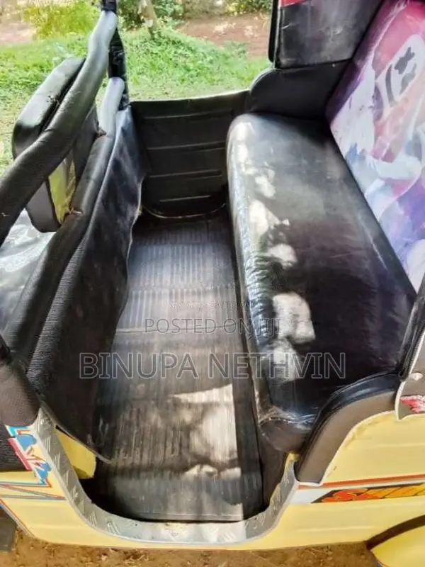 Bajaj RE 2 Stroke 1996 Three Wheel (Used)