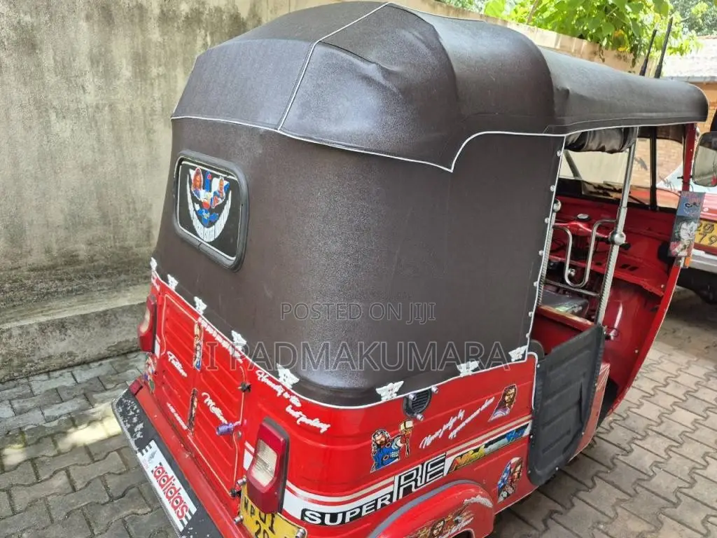 Bajaj 2 Stroke 2004 Three Wheel (Used)