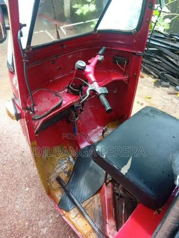 Bajaj 2 Stroke 1998 Three Wheel (Used)