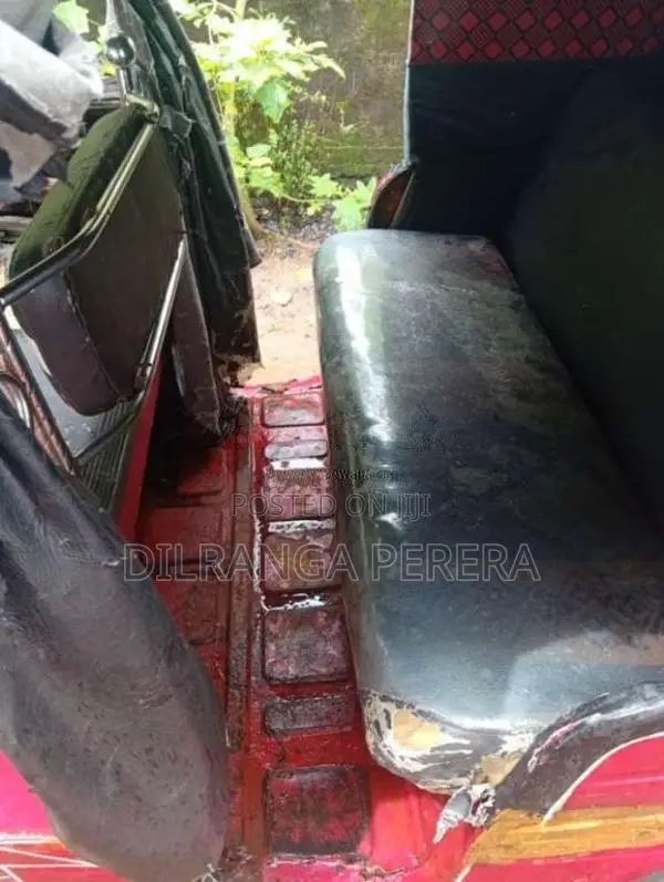 Bajaj 2 Stroke 1998 Three Wheel (Used)