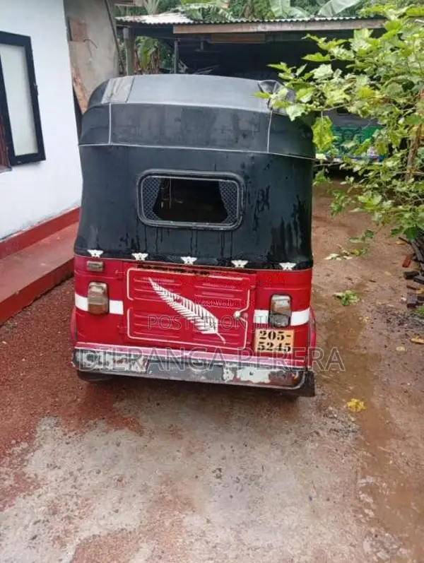 Bajaj 2 Stroke 1998 Three Wheel (Used)