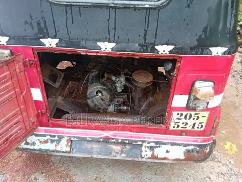 Bajaj 2 Stroke 1998 Three Wheel (Used)