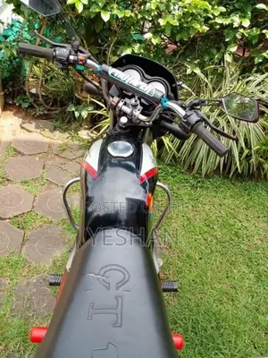 Bajaj CT-100 2009 Motorbike (Used)