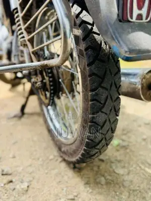 Bajaj Boxer 2003 Motorbike (Used)