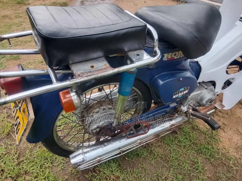 Honda Press Cub 1998 Motorbike (Used)