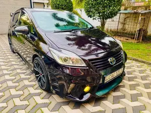 Toyota Prius S Grade Soft Leather 2015 Car (Used)