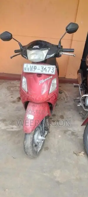 Hero-Honda Pleasure 2011 Motorbike (Used)