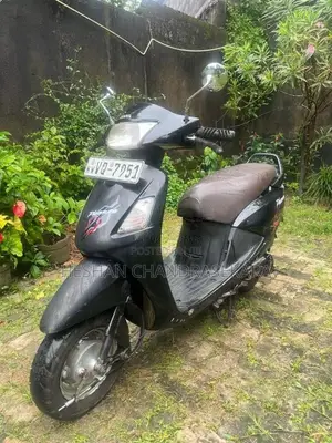 Hero-Honda Pleasure 2010 Motorbike (Used)