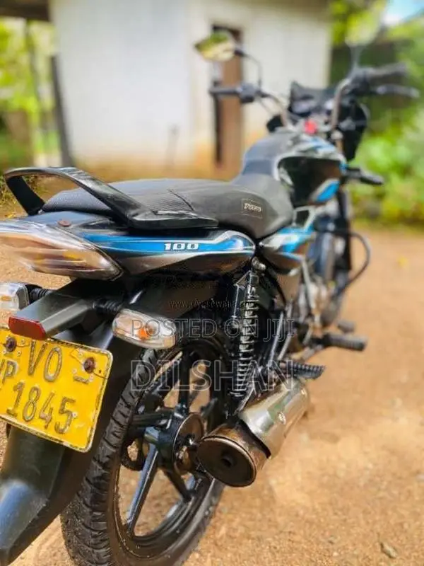 Bajaj Discover 2010 Motorbike (Used)