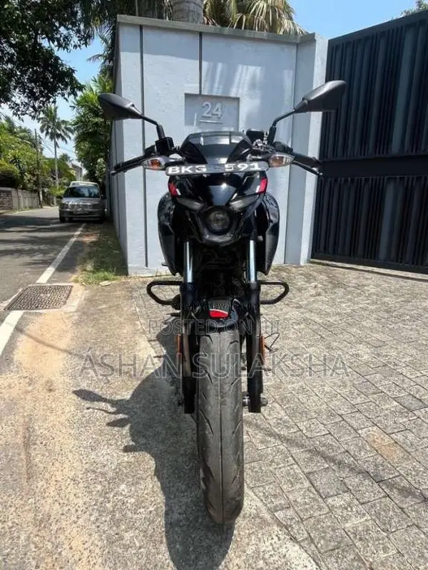 Bajaj Pulsar 2025 Motorbike (Used)