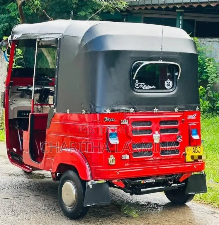 Bajaj RE 2016 Three Wheel (Used)