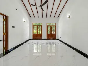 5bdrm House in Malabe for sale