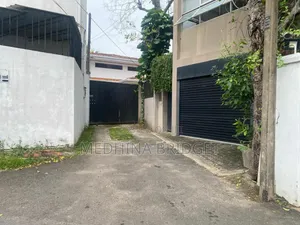 5bdrm House in Dehiwala for sale